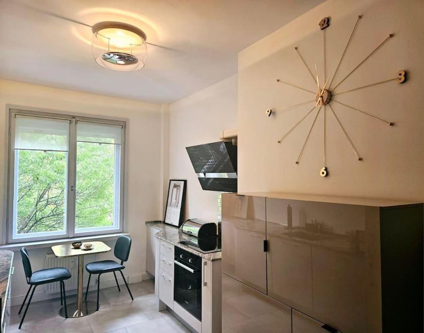 Executive Free Private Parking & Remote Office * Sofia