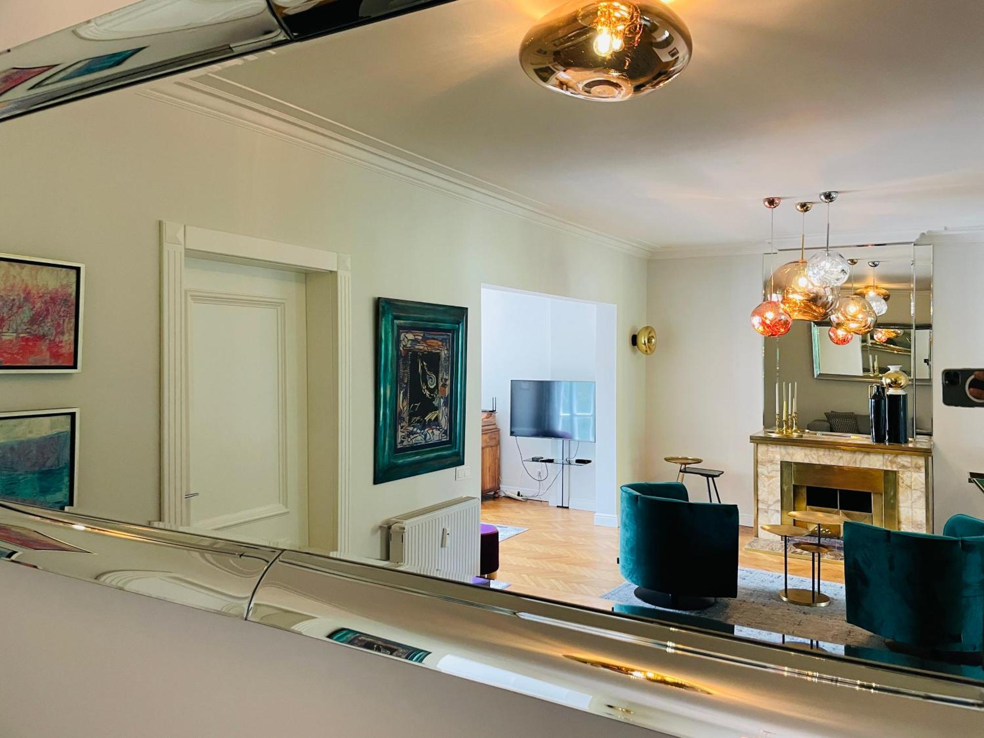Apartment Executive Free Private Parking & Remote Office *